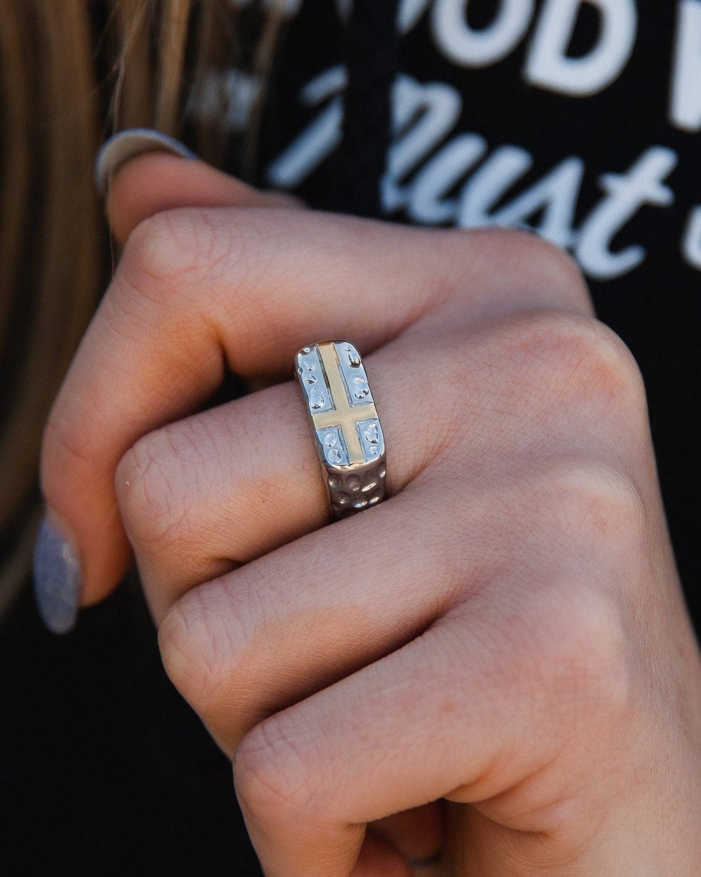 The Cross Ring