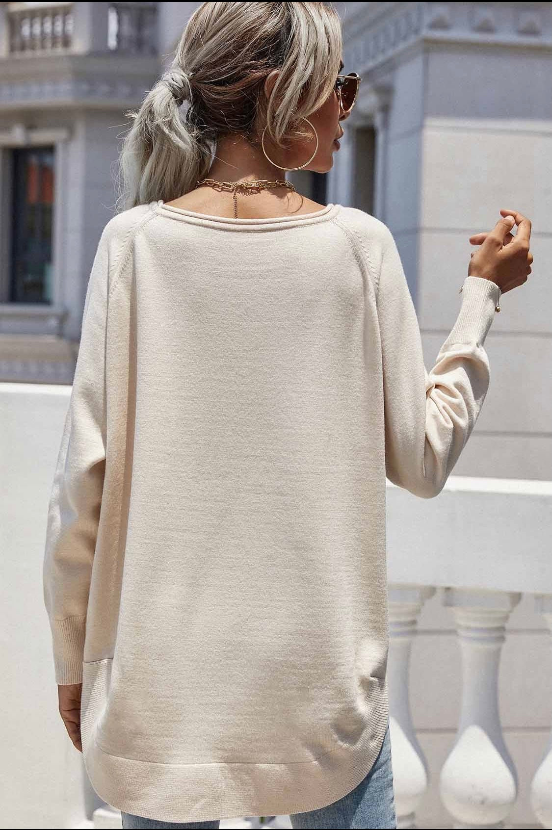 Loose Long sleeves, Rounded hem sweater